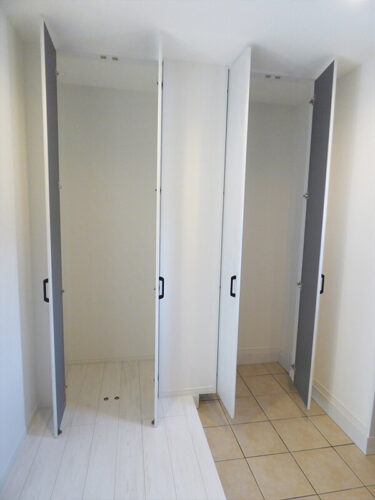 ［No.3］玄関物入