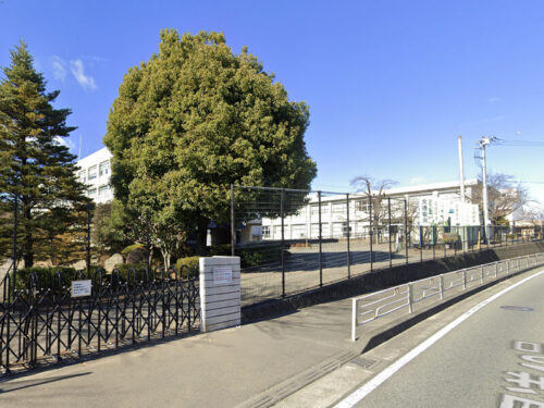 川尻小学校：約350ｍ<br>徒歩約5分