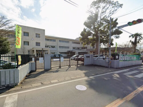 生浜東小学校:約120m<br>徒歩約2分