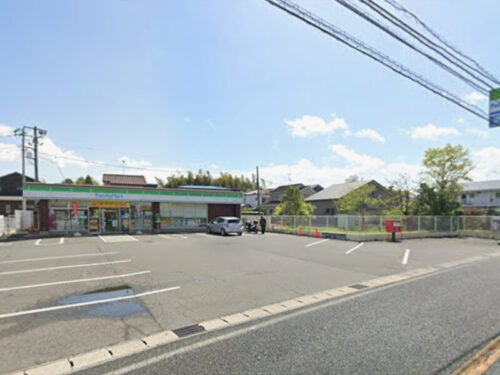 ファミリーマート 千葉生実町店:約750m<br>徒歩約10分
